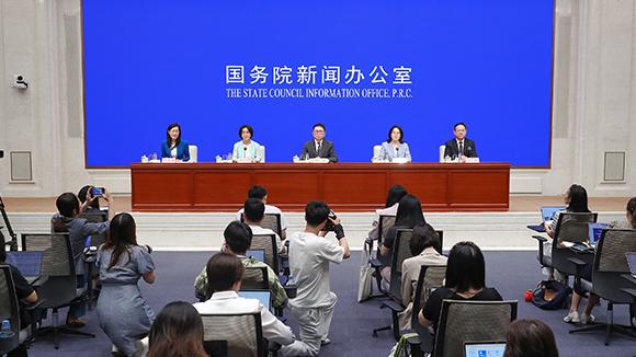 问界新智驾未紧急制动撞死只羊